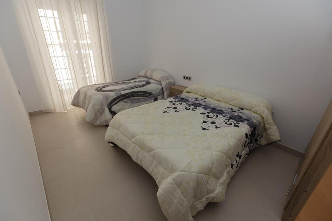 Apartamentos El-Hizan 劳约德安达拉克 外观 照片