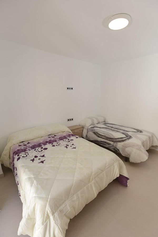Apartamentos El-Hizan 劳约德安达拉克 外观 照片
